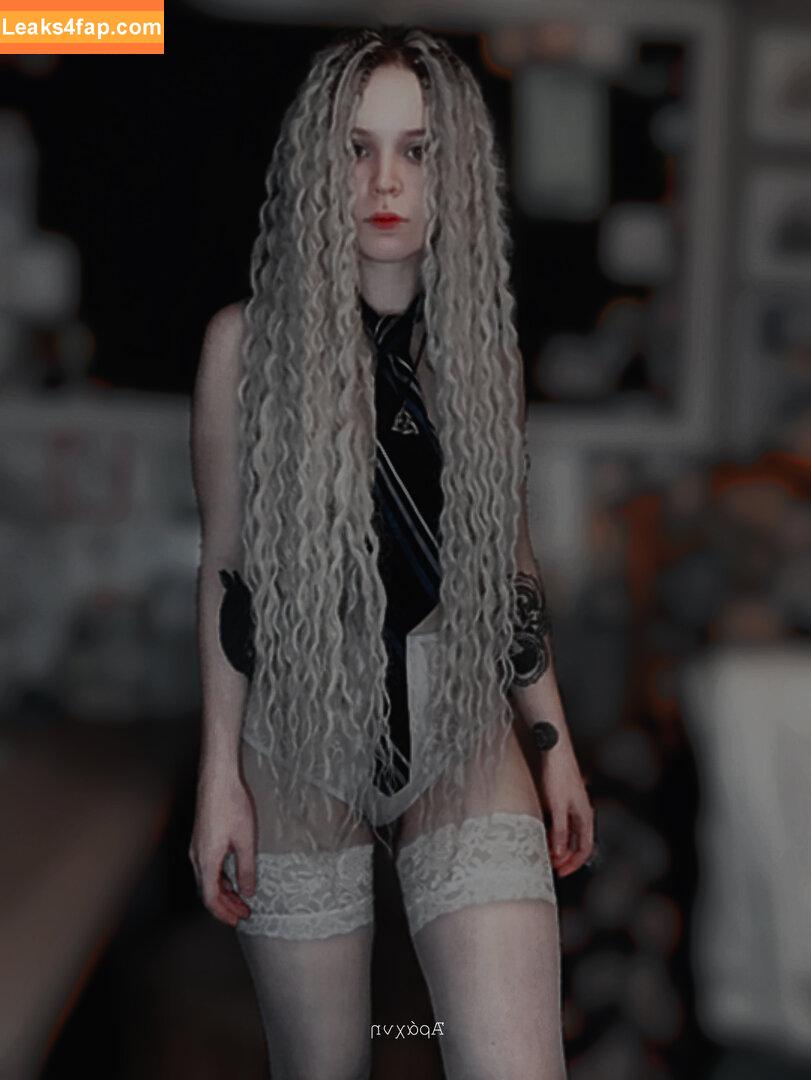 arahnaekb / chloe_glass_ / unkarab leaked photo photo #0285