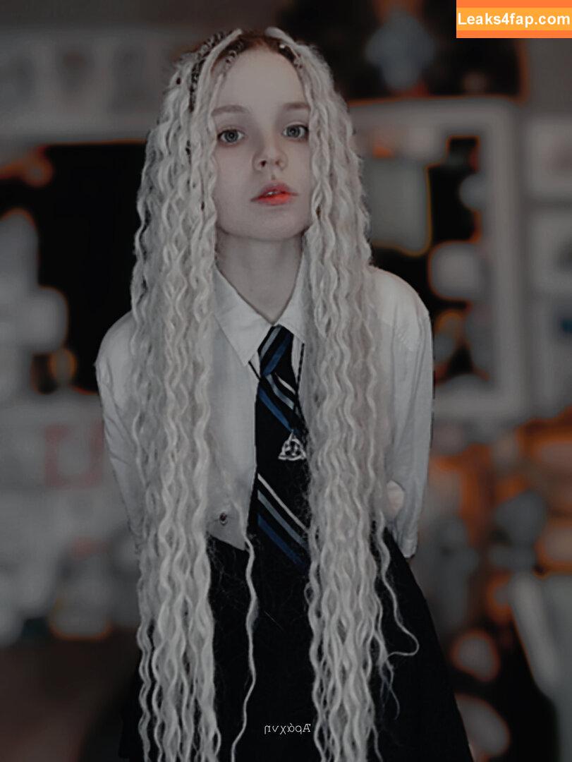 arahnaekb / chloe_glass_ / unkarab leaked photo photo #0289