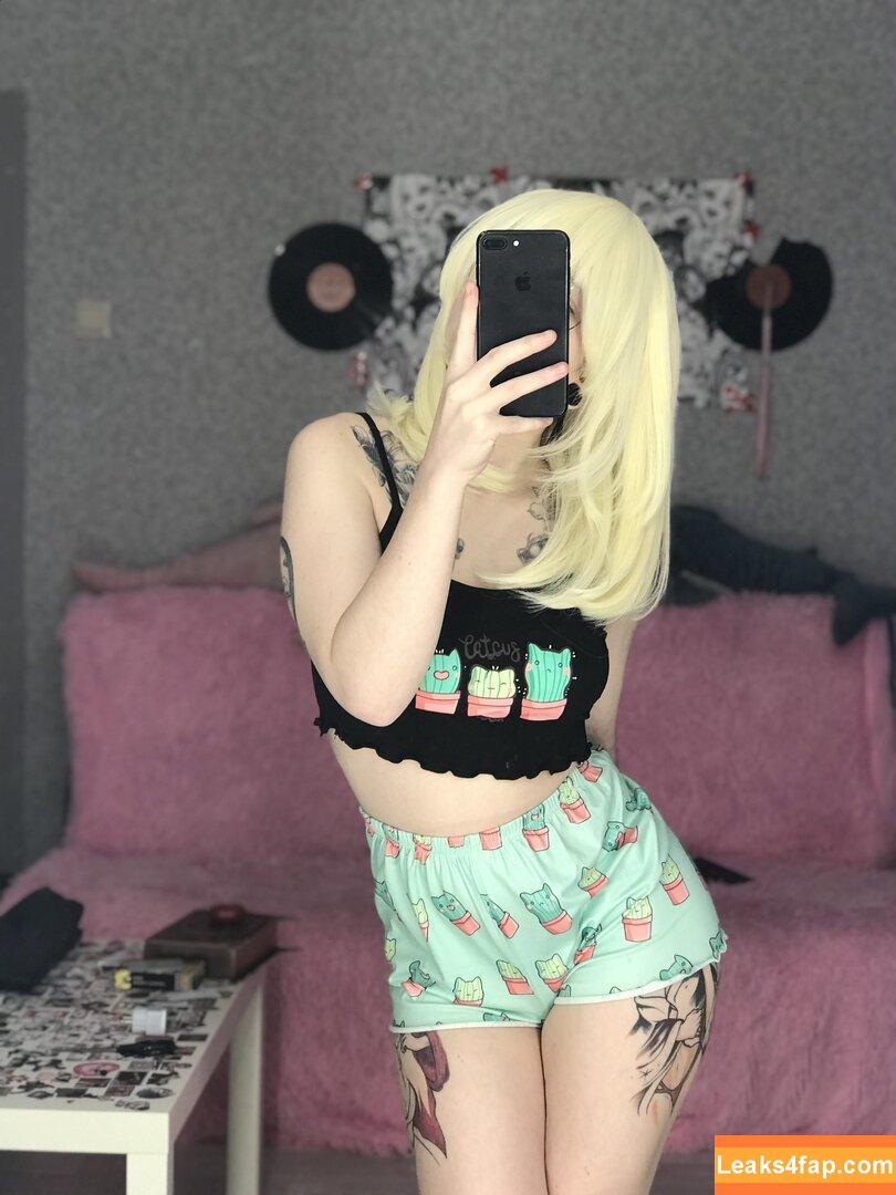 arahnaekb / chloe_glass_ / unkarab leaked photo photo #0440