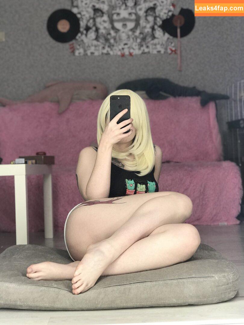 arahnaekb / chloe_glass_ / unkarab leaked photo photo #0447