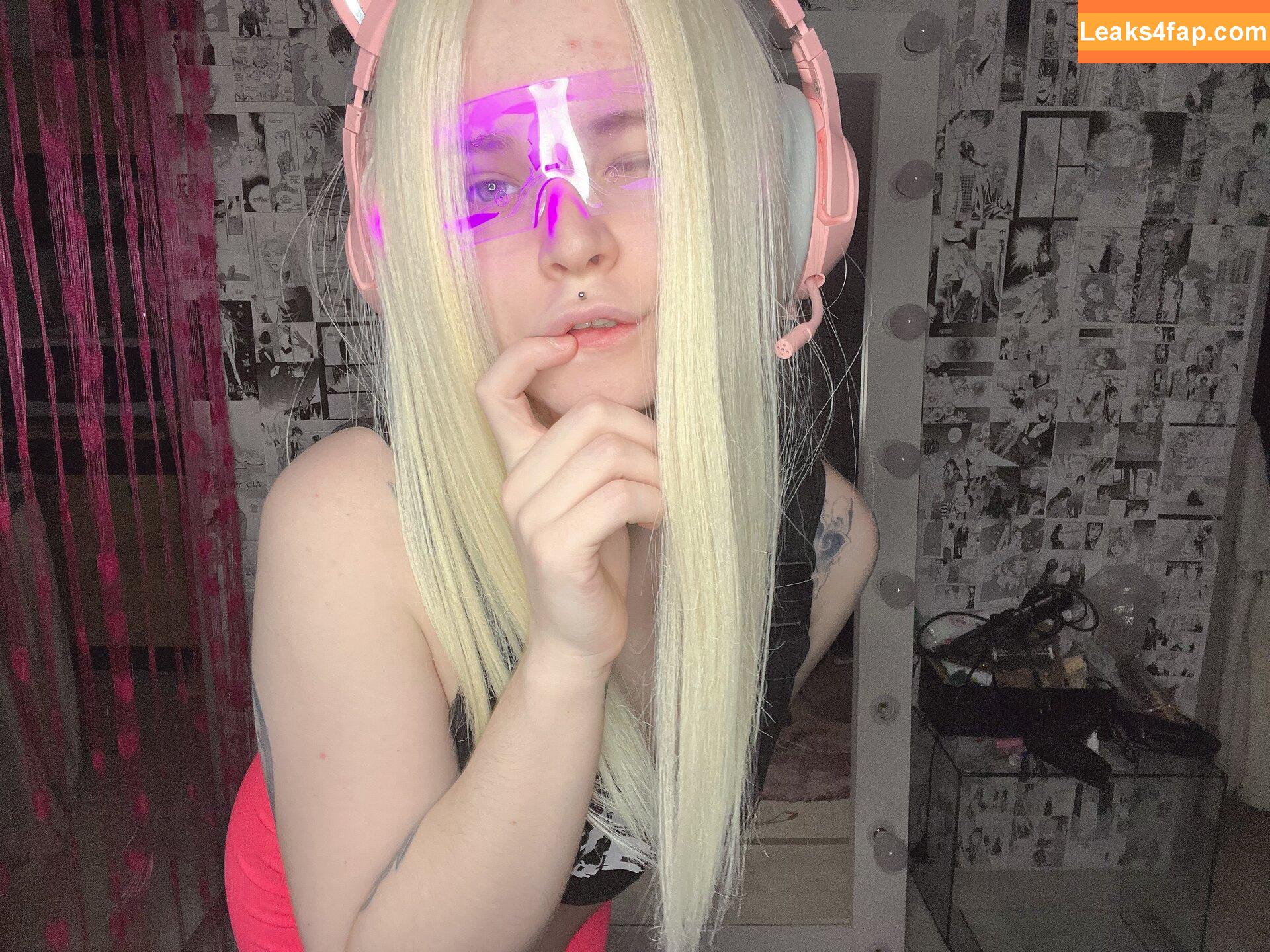 arahnaekb / chloe_glass_ / unkarab leaked photo photo #0508