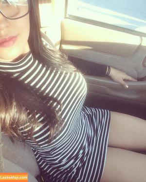 Arely Walle photo #0101