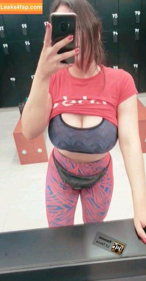 Arely Walle photo #0109