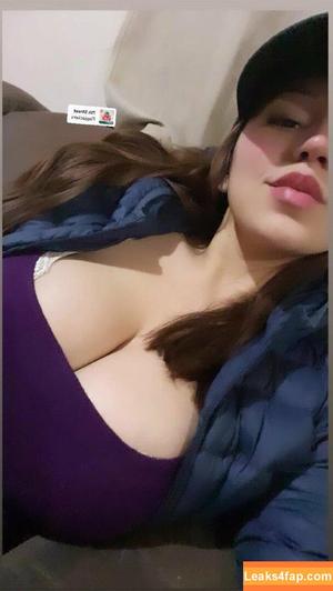 Arely Walle photo #0136