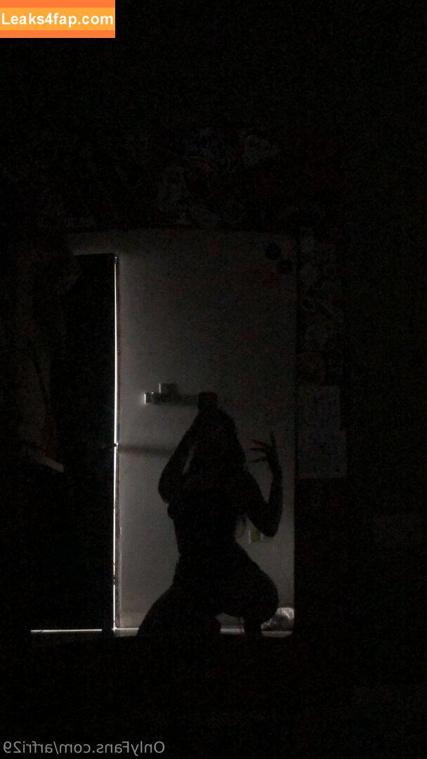 arfri29 /  leaked photo photo #0002