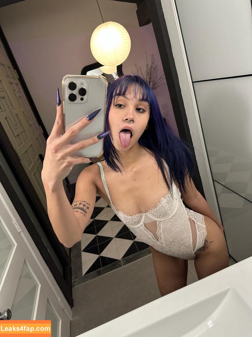Ari.elll / ari_elofficial leaked photo photo #0017