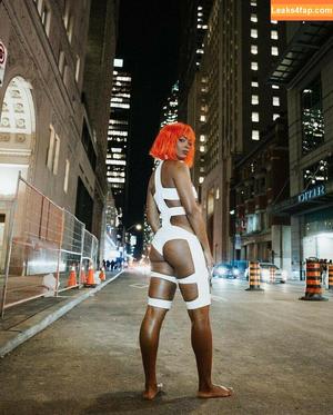 Ari Lennox photo #0035