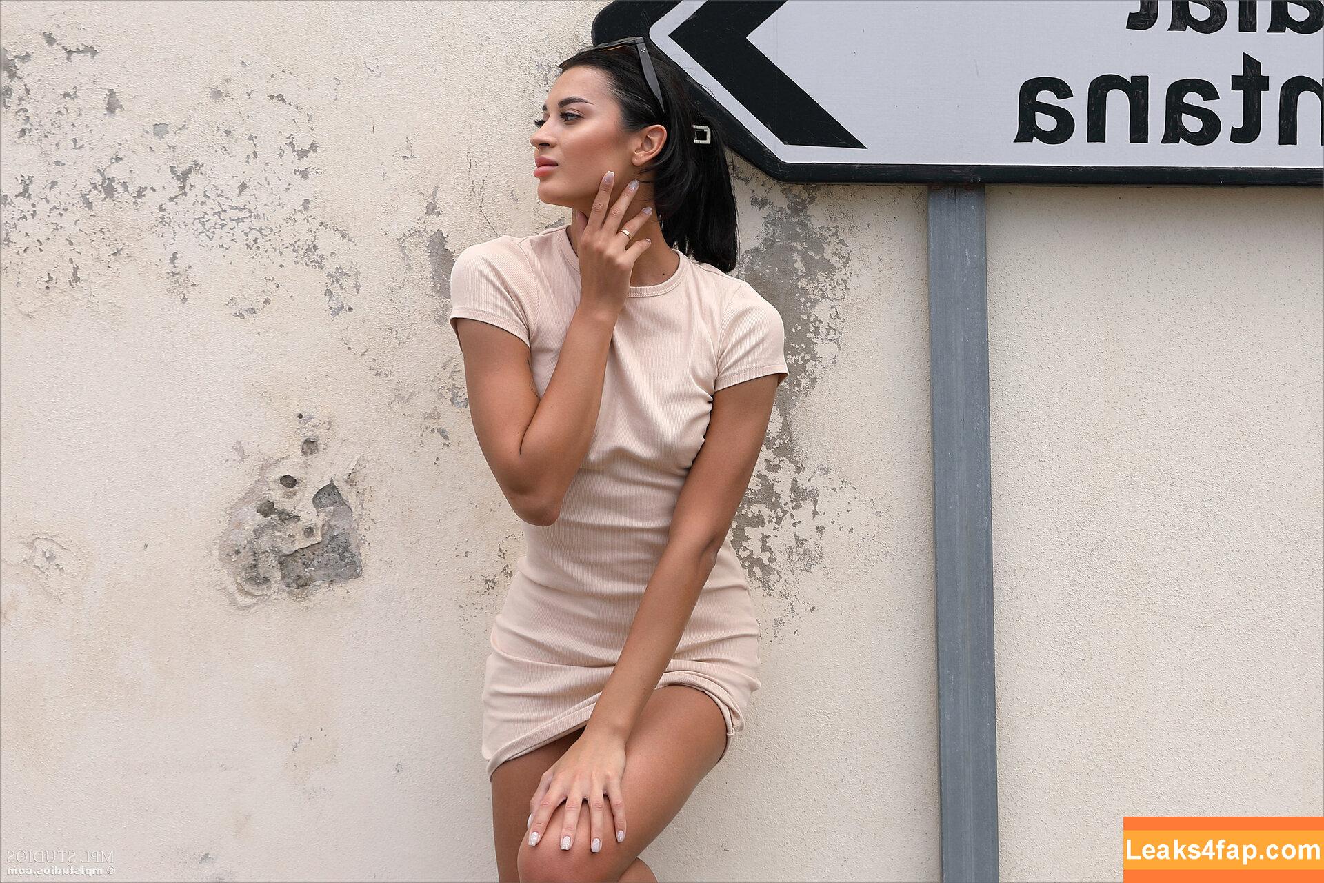 Aria Star / Victoria Mur / ariastaroffcial / ariastarofficial leaked photo photo #0265