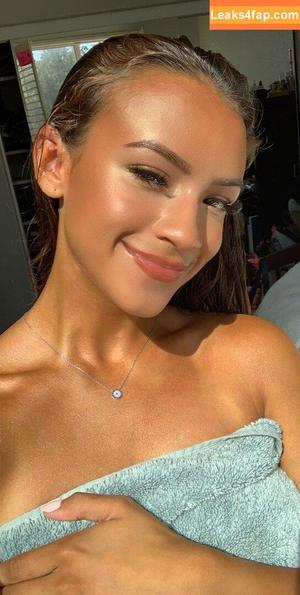 Ariana Barrett photo #0012