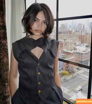 Ariana Greenblatt photo #0116