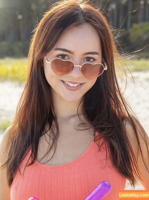Ariana Regent photo #0124