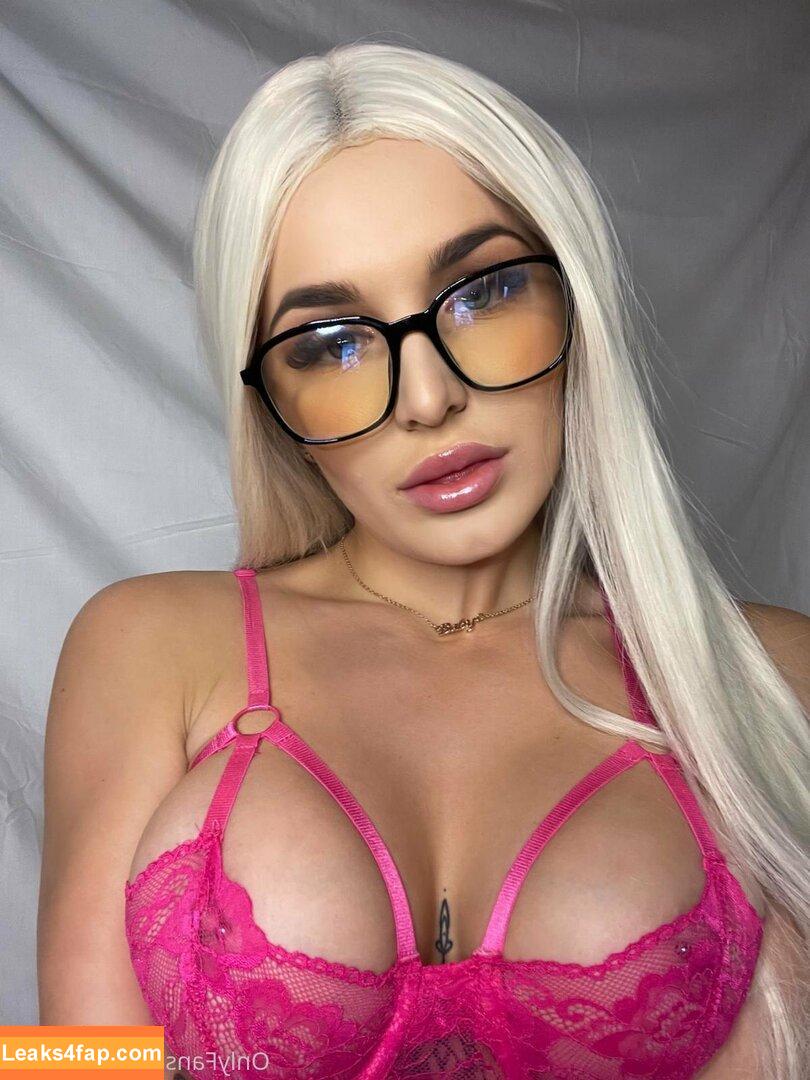 arianaus /  слитое фото фото #0093