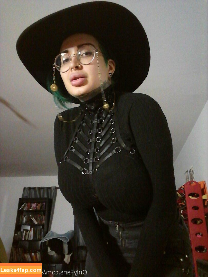 Ariane Saint Amour / ariane_st.amour leaked photo photo #0108