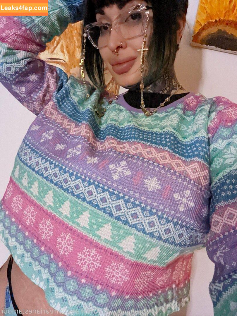 Ariane Saint Amour / ariane_st.amour leaked photo photo #0119