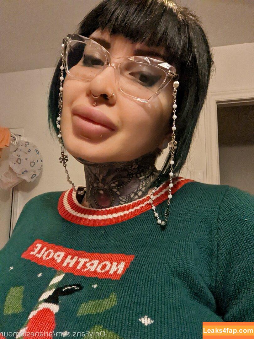 Ariane Saint Amour / ariane_st.amour leaked photo photo #0134