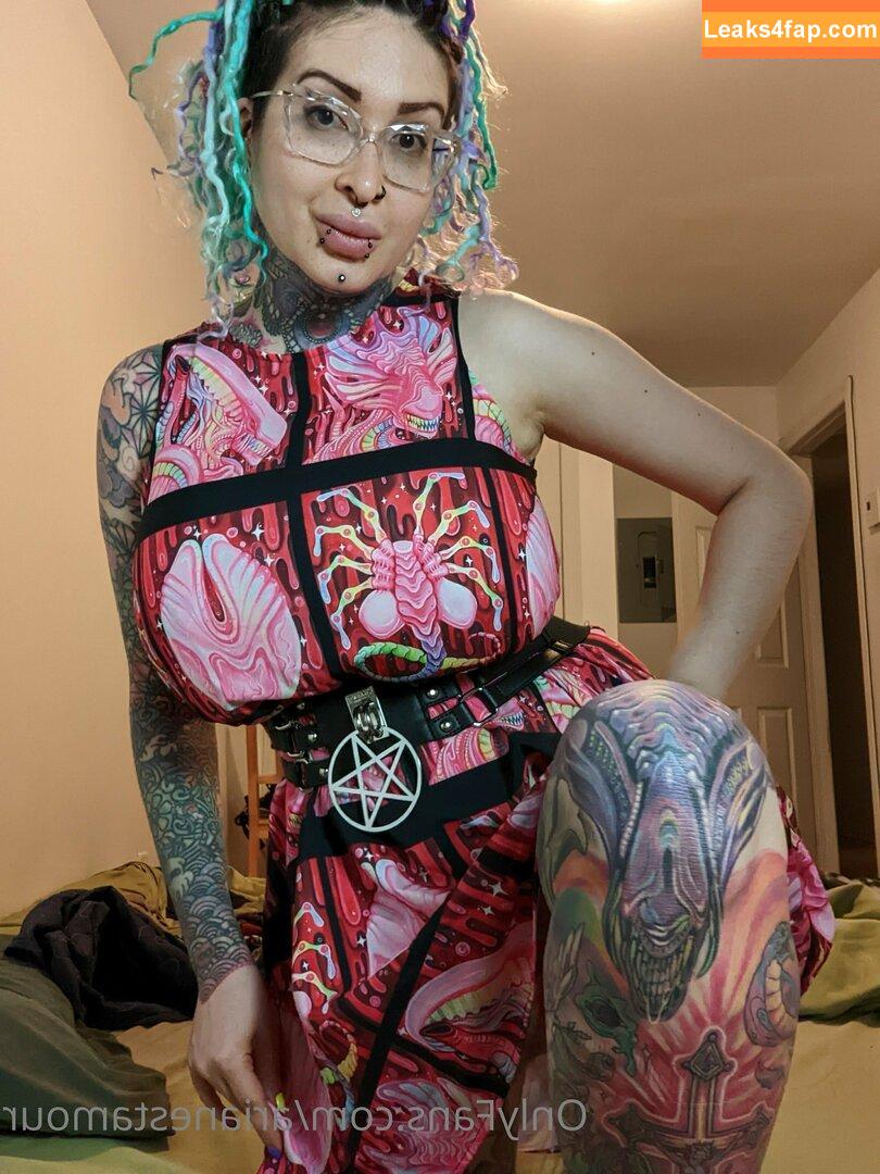 Ariane Saint Amour / ariane_st.amour leaked photo photo #0340