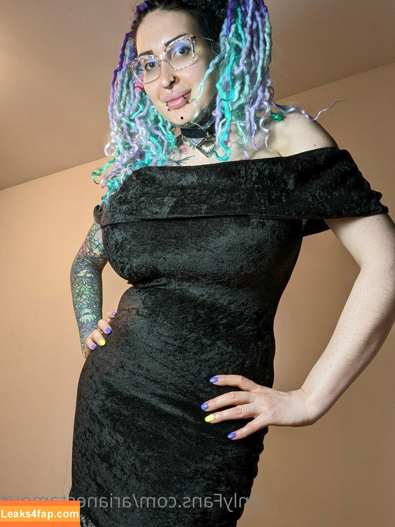 Ariane Saint Amour / ariane_st.amour leaked photo photo #0356