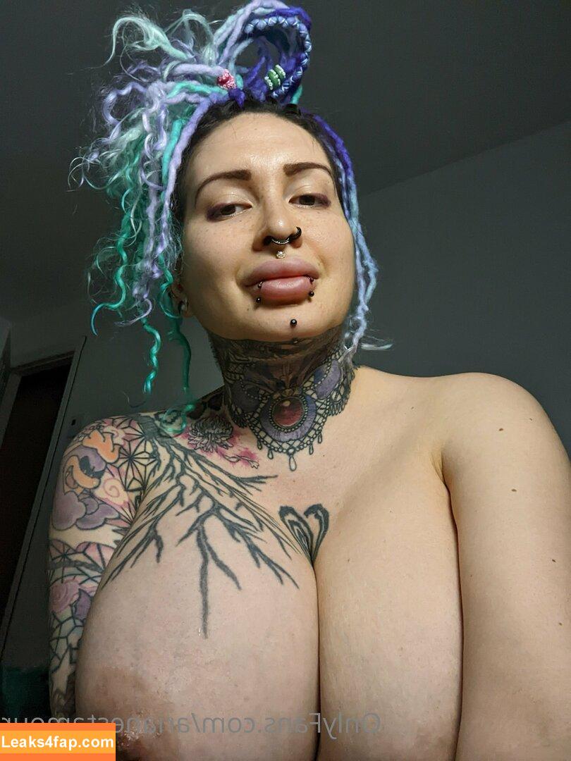 Ariane Saint Amour / ariane_st.amour leaked photo photo #0378