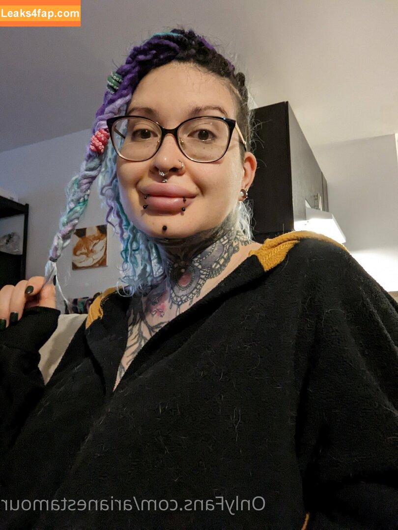 Ariane Saint Amour / ariane_st.amour leaked photo photo #0423