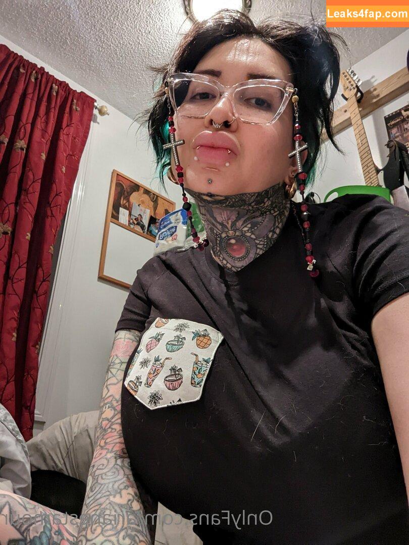 Ariane Saint Amour / ariane_st.amour leaked photo photo #0498