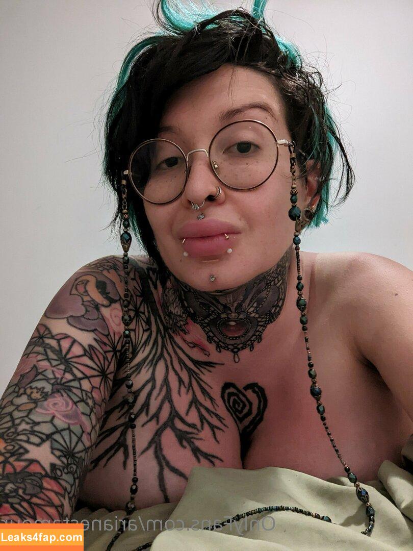 Ariane Saint Amour / ariane_st.amour leaked photo photo #0565