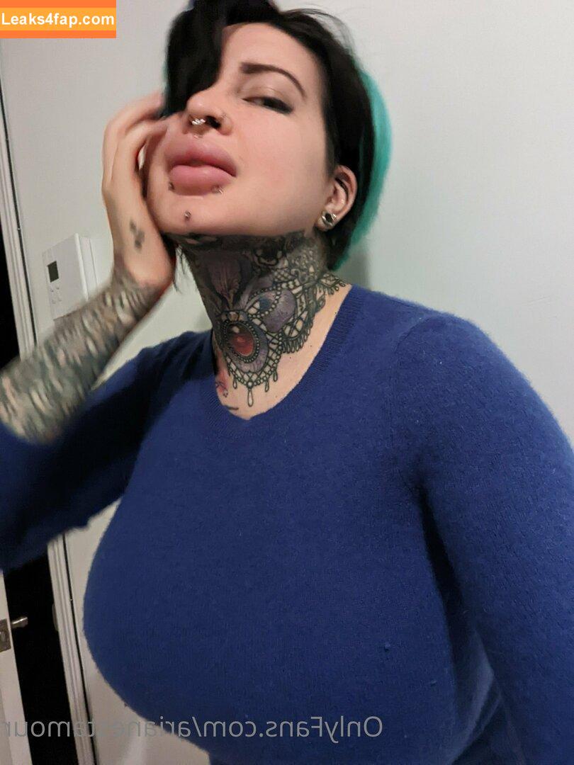 Ariane Saint Amour / ariane_st.amour leaked photo photo #0595