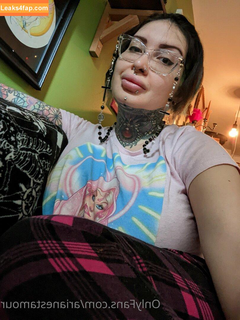 Ariane Saint Amour / ariane_st.amour leaked photo photo #0730