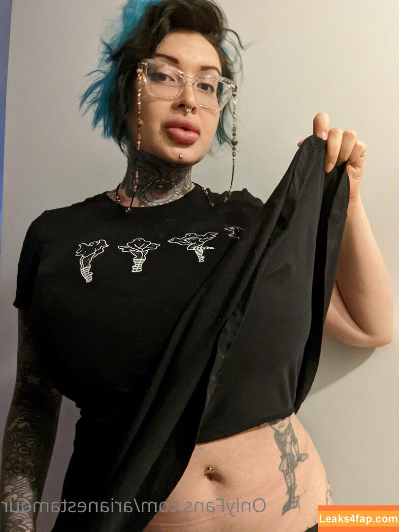 Ariane Saint Amour / ariane_st.amour leaked photo photo #0755