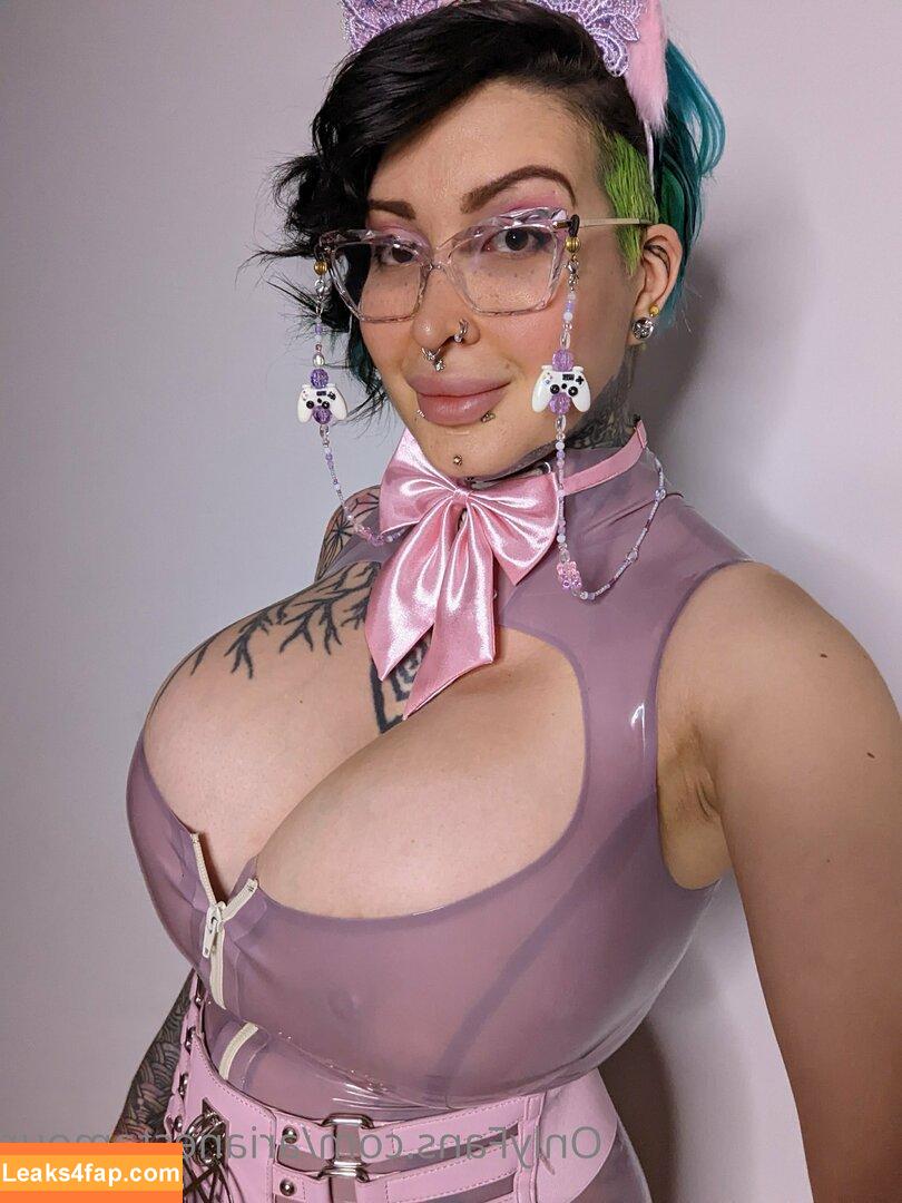 Ariane Saint Amour / ariane_st.amour leaked photo photo #0773