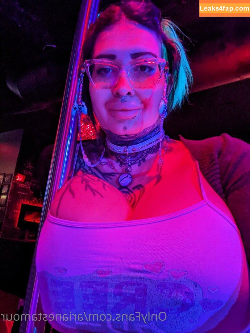 Ariane Saint Amour / ariane_st.amour leaked photo photo #0805