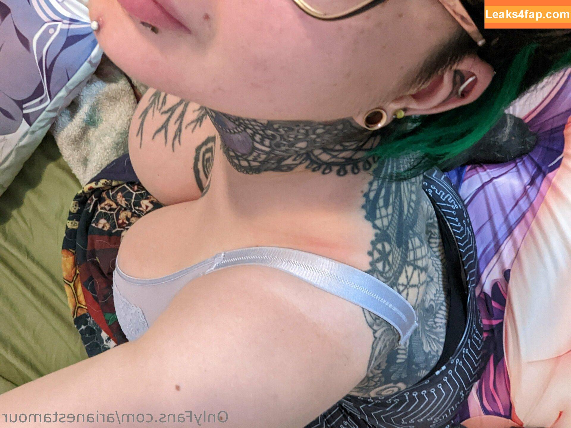 Ariane Saint Amour / ariane_st.amour leaked photo photo #0908