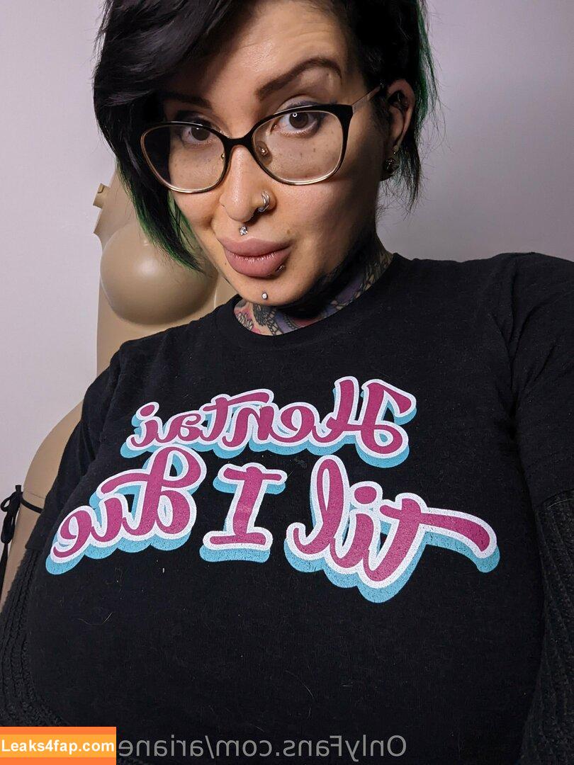 Ariane Saint Amour / ariane_st.amour leaked photo photo #0924