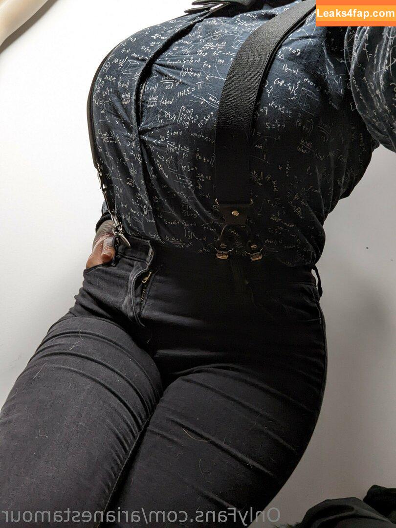 Ariane Saint Amour / ariane_st.amour leaked photo photo #0986