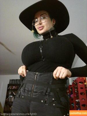 Ariane Saint Amour photo #0106