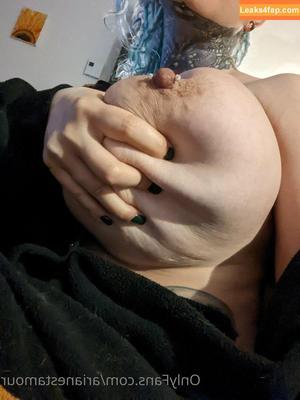 Ariane Saint Amour photo #0419