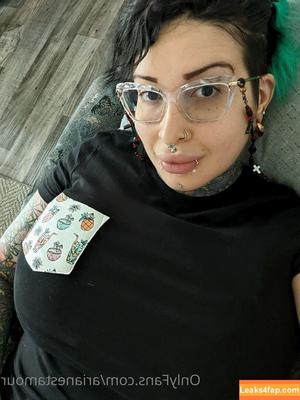 Ariane Saint Amour photo #0505