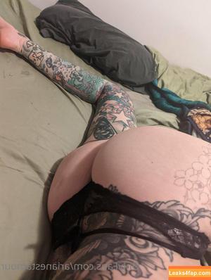 Ariane Saint Amour photo #0574