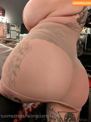 Ariane Saint Amour photo #0660