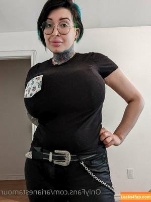 Ariane Saint Amour photo #0716