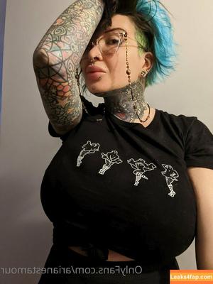 Ariane Saint Amour photo #0762