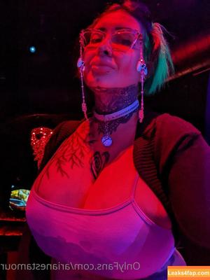 Ariane Saint Amour photo #0806