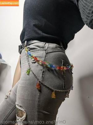 Ariane Saint Amour photo #0940