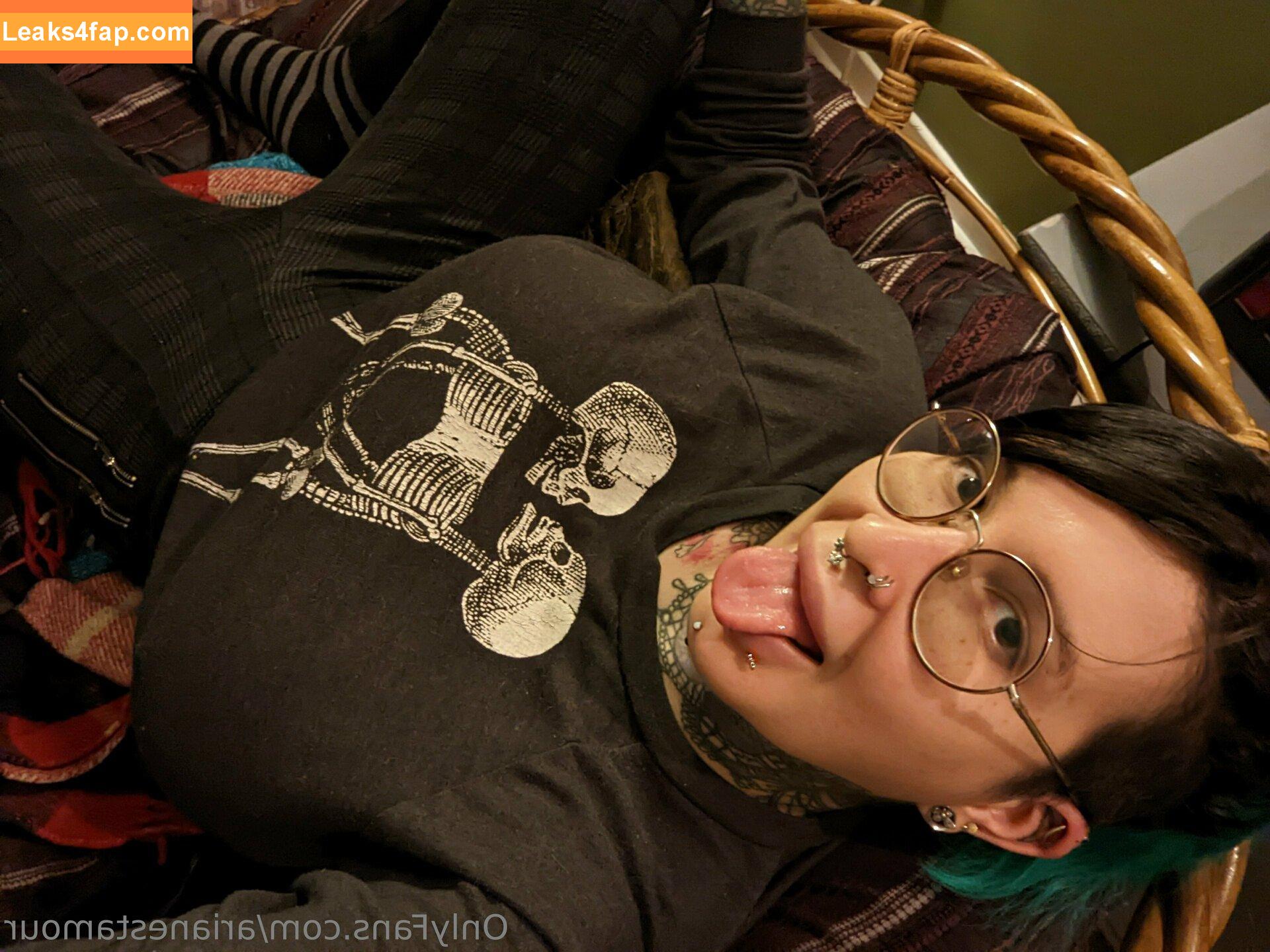 Ariane Saint Amour / ariane_st.amour leaked photo photo #1002