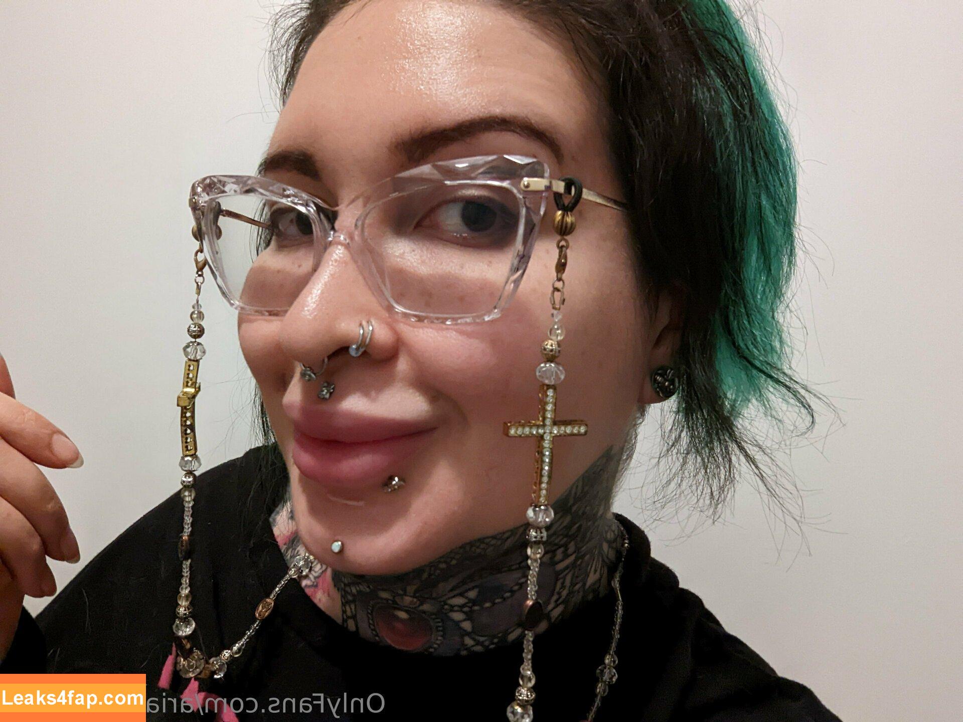 Ariane Saint Amour / ariane_st.amour leaked photo photo #1048