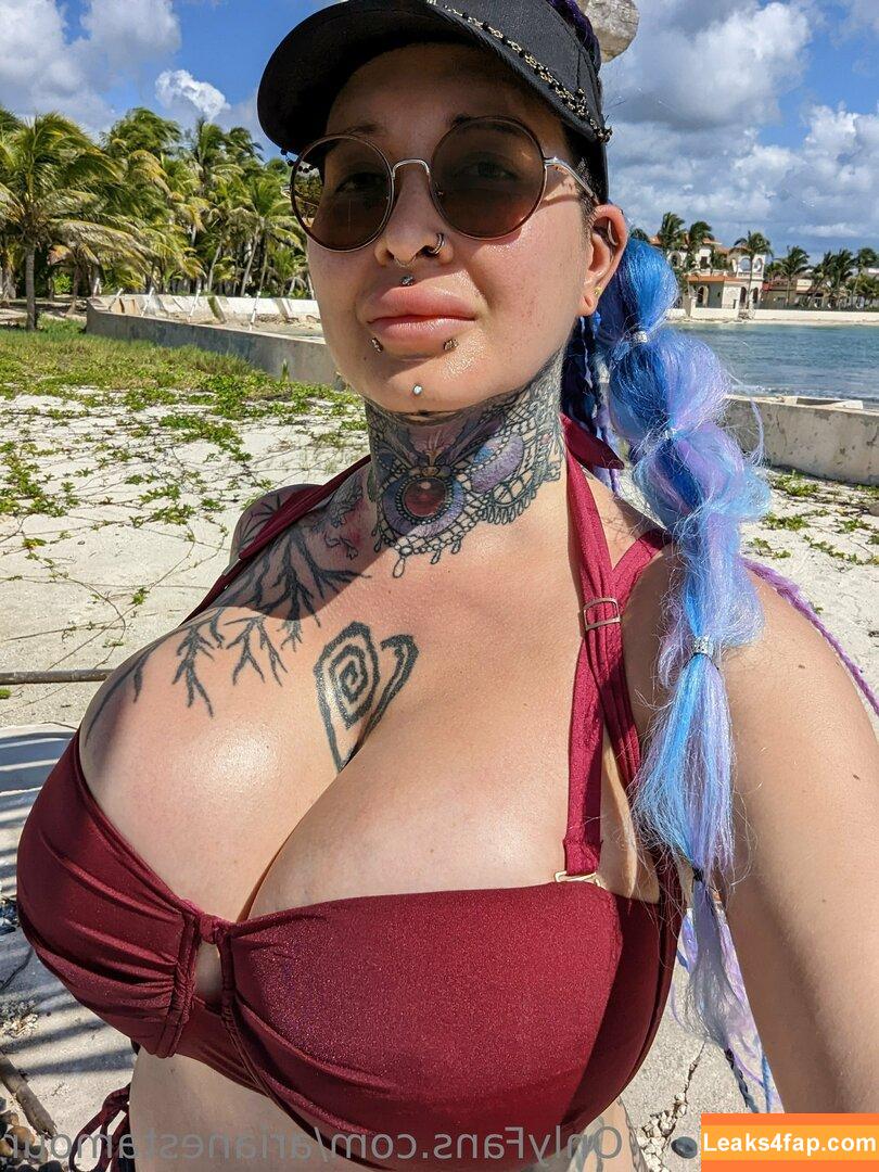 Ariane Saint Amour / ariane_st.amour leaked photo photo #1145