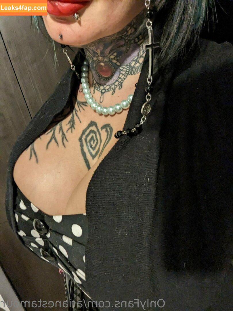 Ariane Saint Amour / ariane_st.amour leaked photo photo #1174