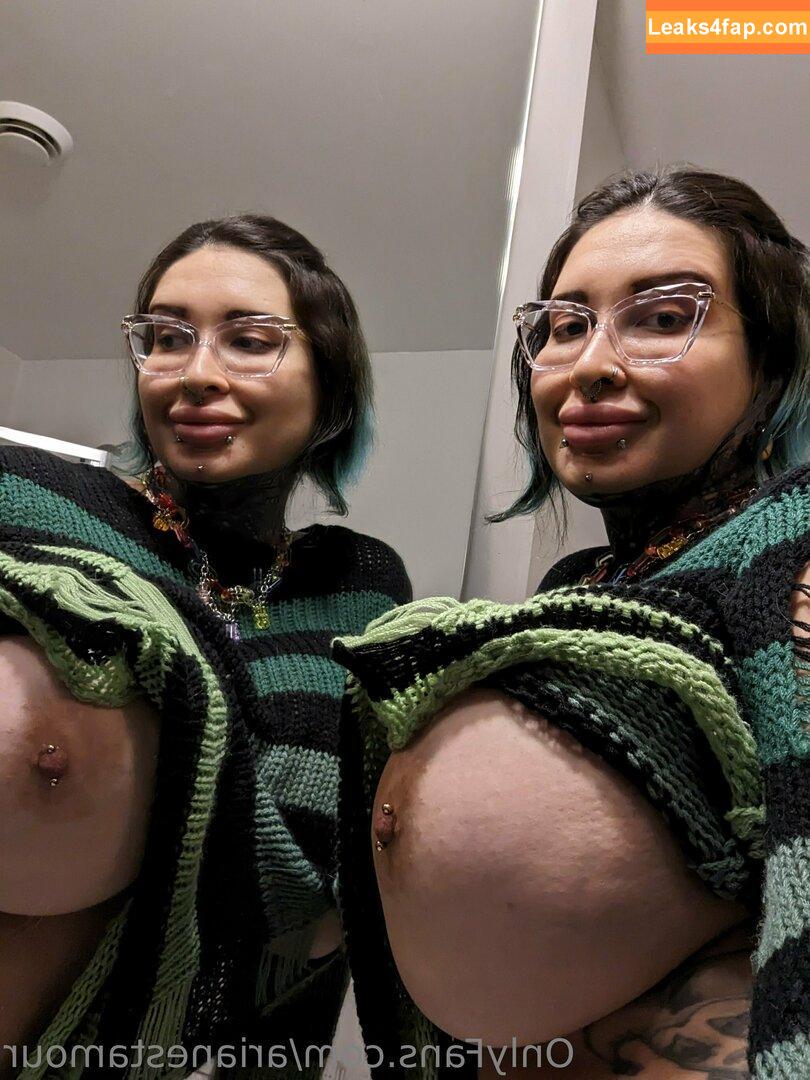 Ariane Saint Amour / ariane_st.amour leaked photo photo #1214