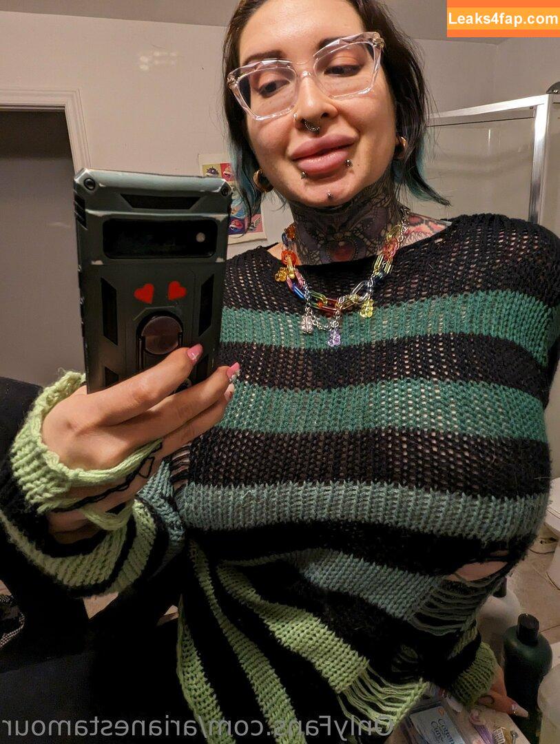 Ariane Saint Amour / ariane_st.amour leaked photo photo #1215