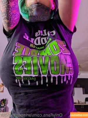 Ariane Saint Amour photo #1071