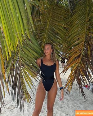 Arianna Tornari фото #0008